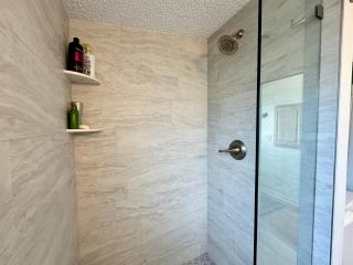 2b 2ba home is situated on a prime corner lot N564 - Jensen Beach - 3