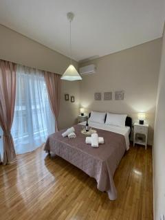 Kolonos Comfort Design Flat for Easy City Living - Athen - 0