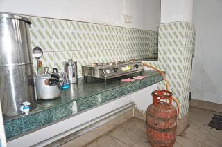 FLAT NO 201 Entire 1BHK & 2BHK private apartments with personal kitchen TAJ RESIDENCY Holiday Homestay - - 5