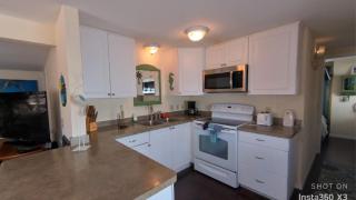 N326 adorable 2 b 2 ba beach bungalow Located on Nettles Island FL - Jensen Beach - 7