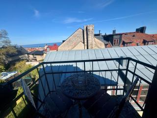 Renovated apartment with balcony in Visby - Visby - 4