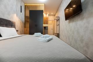 Stylish studio near Okhmatdyt - Kyiv - 8