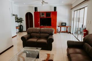 Cozy Nest Guest House Durban - Durban - 3