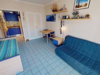 Studio avec Grande Terrasse, Garage Privé, Proche Centre et Mer à Menton - FR-1-196-276 - Mentone - 3