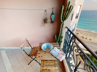 Grand 2P face mer avec balcon, parking, piscine et spa en centre-ville à Menton - FR-1-196-284 - 5