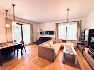 Shadow Retreat by Fiesta Apartments - Sopot - 0