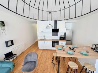 Hypercentre - 3 chambres - proche château et commerces - 6