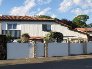 Warm house close to all amenities - Tarnos - 0