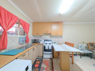 Queen Room, Near City Centre Windhoek - Windhoek - 6