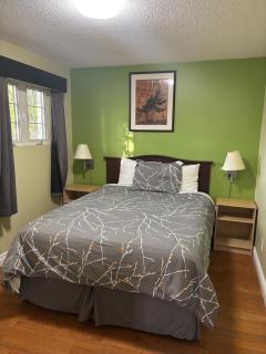 Lakeshore Suites - North Bay - 8