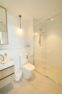 SkyHigh Comfort Central Luxe Stay 2B1B apartment - Perth - 2