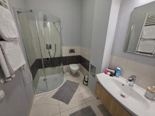 WNS51 Refined Luxury Apartment Nowy Swiat Str - Warsaw - 9