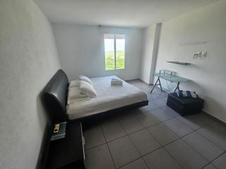 Habitación Privada en la Playa de Cancun y junto al Ferry que va a Isla Mujeres - Cancún - 7