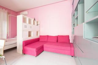 GuestHost - Isola Cosy Pink Studio Apt - Milano - 6