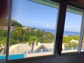 3 chambres, piscine et vue sur la mer - Chambort - 5