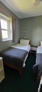Traditional 2 Bedroom Cottage - Louisburgh - 9