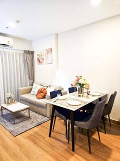 The Astra Sky River Luxury Condo,the largest pool - 1