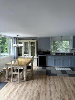 Le Chalet Bleu, spa au bord du lac - Saint Adolphe D'Howard - 5