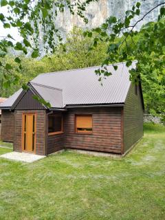 House under peaks - - 0