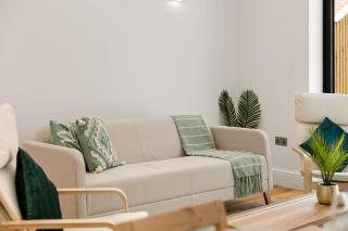Spacious 3bd l Family Home - Coulsdon - 9