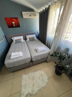 Rajs Apartment - Tirana - 0