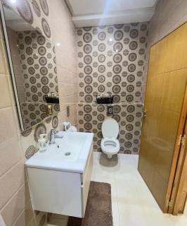 Elegant & Cozy Apartment in the Heart of Agadir - Oulad Akkou - 6