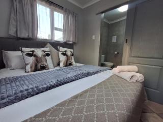 OR Tambo Stay Unit 3 - Boksburg - 9