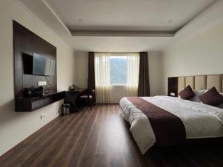 The Ethenzong - Gangtok - 8