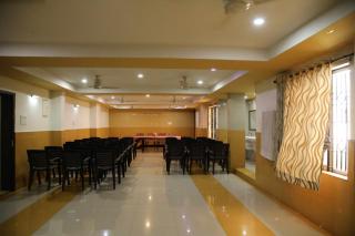 Kalyan Tourist Home - Palakkad - 1