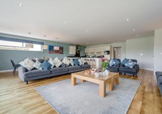 The Snug - Retallack - 2