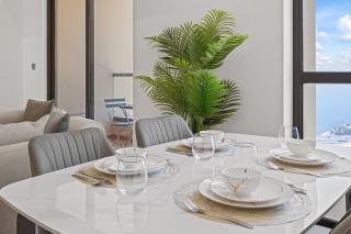 Luxury 2BR with Full Sea and Dubai Eye view in JBR - 6