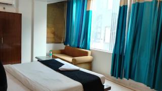 Hotel mount Near IGI Airport Delhi - New Delhi - 4