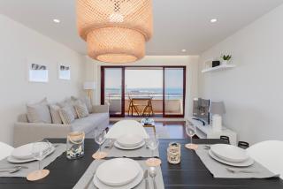 Liiiving in Matosinhos - Seaside Balcony Apartment - Oporto - 0