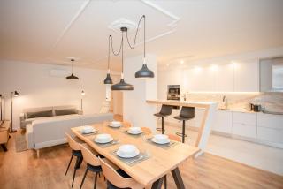Liiiving in Porto - Modern Design Home - Porto - 0