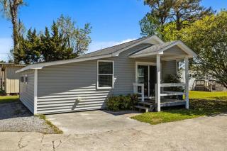 Salem Harbor Cottage - Morehead City - 0