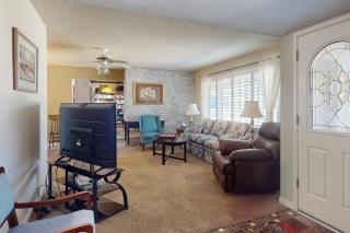 Sunny Delight - MAIN HOUSE ONLY - Glendale - 8