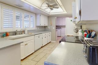 Sunny Delight - MAIN HOUSE ONLY - Glendale - 3