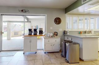Sunny Delight - MAIN HOUSE ONLY - Glendale - 1