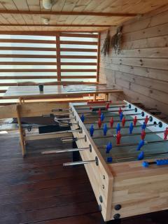 Pinetree House - - 1