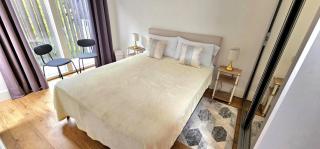 Elliot Ensuite Double Room - 5