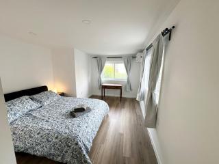 Stylish 2BR - EWR, Stadium & NYC - Newark - 1