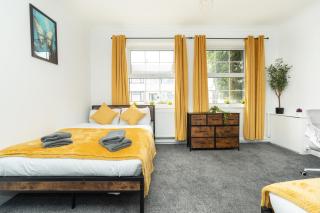 Open Mind Property - 4 Bedroom with 7 Double Beds - Fareham - 3