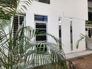 Medium apartment with 2 bedrooms, 4 people min, 6 people max - - 6
