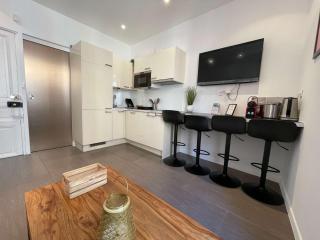 C039-APPARTEMENt LUMINEUX AU SUQUET POUR 3 PERSONNES - Cannes - 9