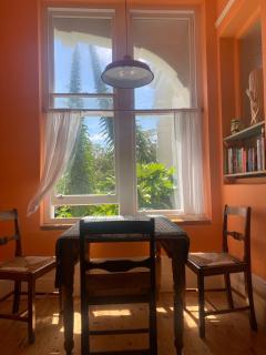 Artists Seaside Sanctuary - Hollington - 7
