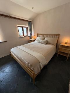 Tiddy Barn Heritage Hideaway - Hartland - 4