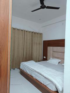 Vibhuti Homestay & Restaurant - Jāmb - 9