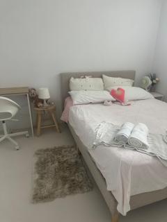 Pure Essence - Perth - 2