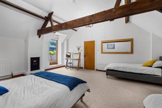 White Horse Farmhouse - Luxury Retreat - Abergavenny - 5