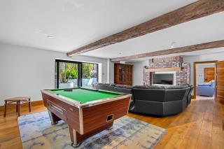 White Horse Farmhouse - Luxury Retreat - Abergavenny - 3